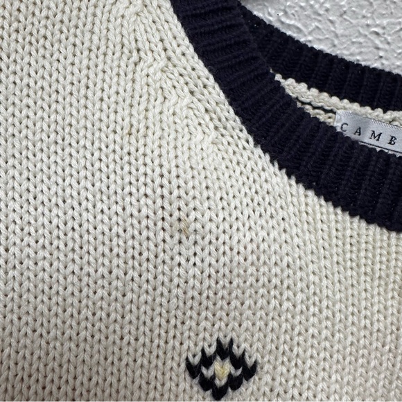 Vintage Cambridge Dry Goods cream fleur-de-lis sweater - Picture 8 of 8